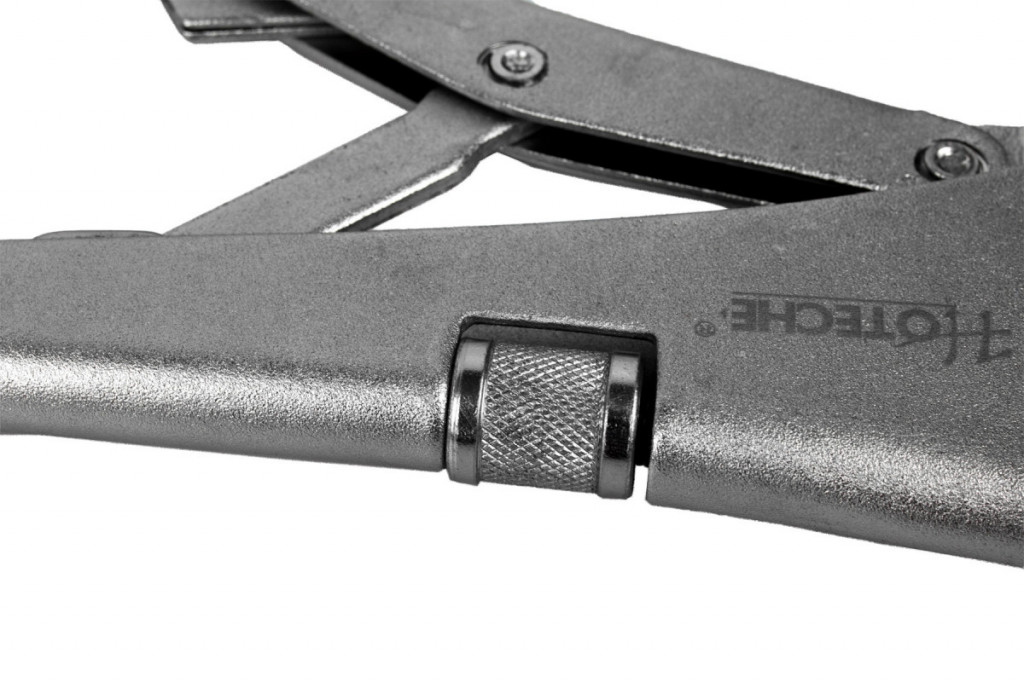Samosvorné kliešte s čeľusťou francúzskeho typu 250 mm - HT110801