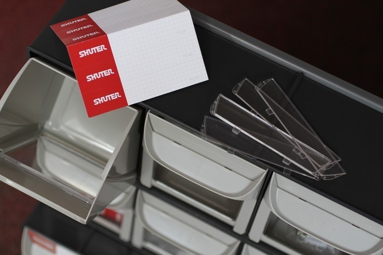 Organizér na skrutky so 4 zásuvkami - FO-604