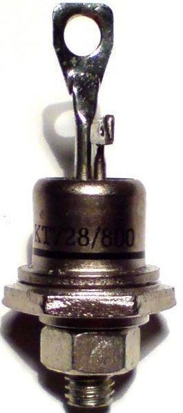 Triak KT728/600 600V/15A 100mA