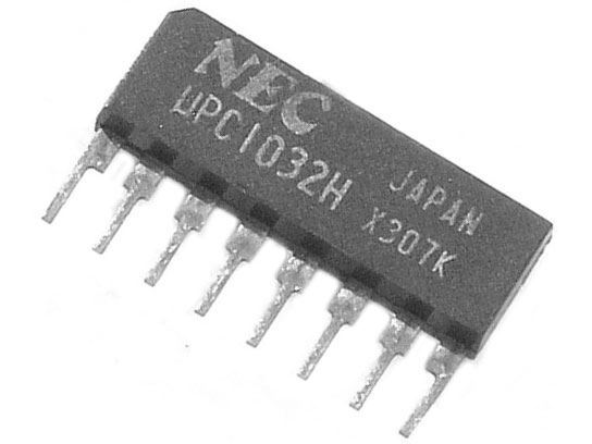 uPC1032H-2x stereo predzosilňovač pre autorádiá