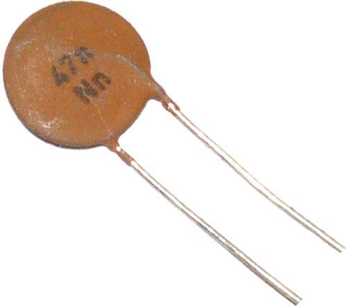 47n/12,5V TK682, keramický kondenzátor